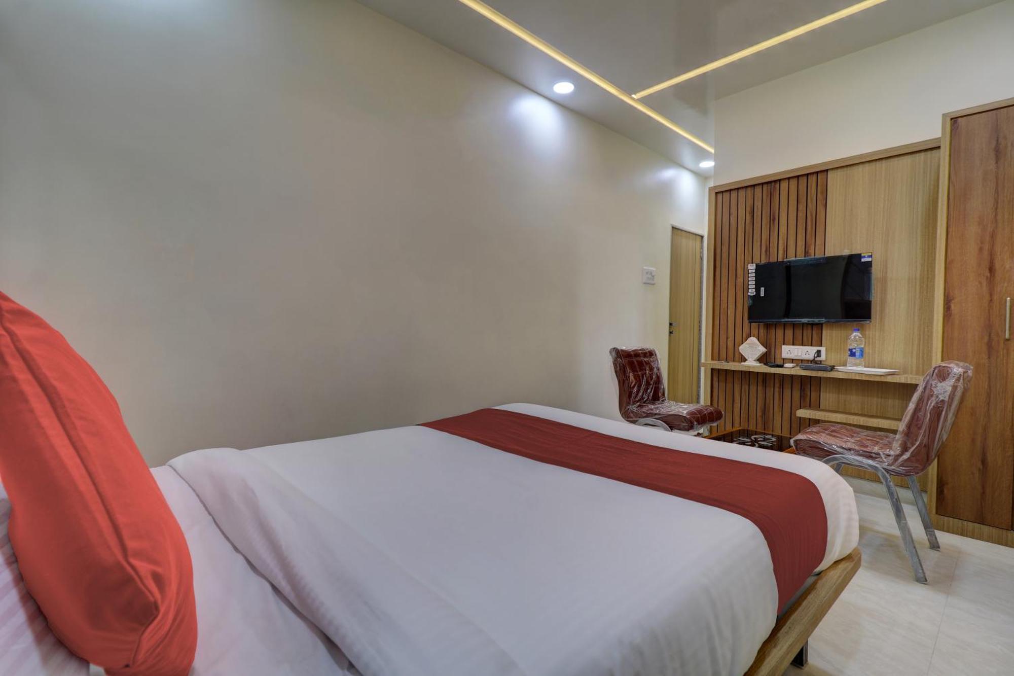 Victory Inn Turambhe Dış mekan fotoğraf