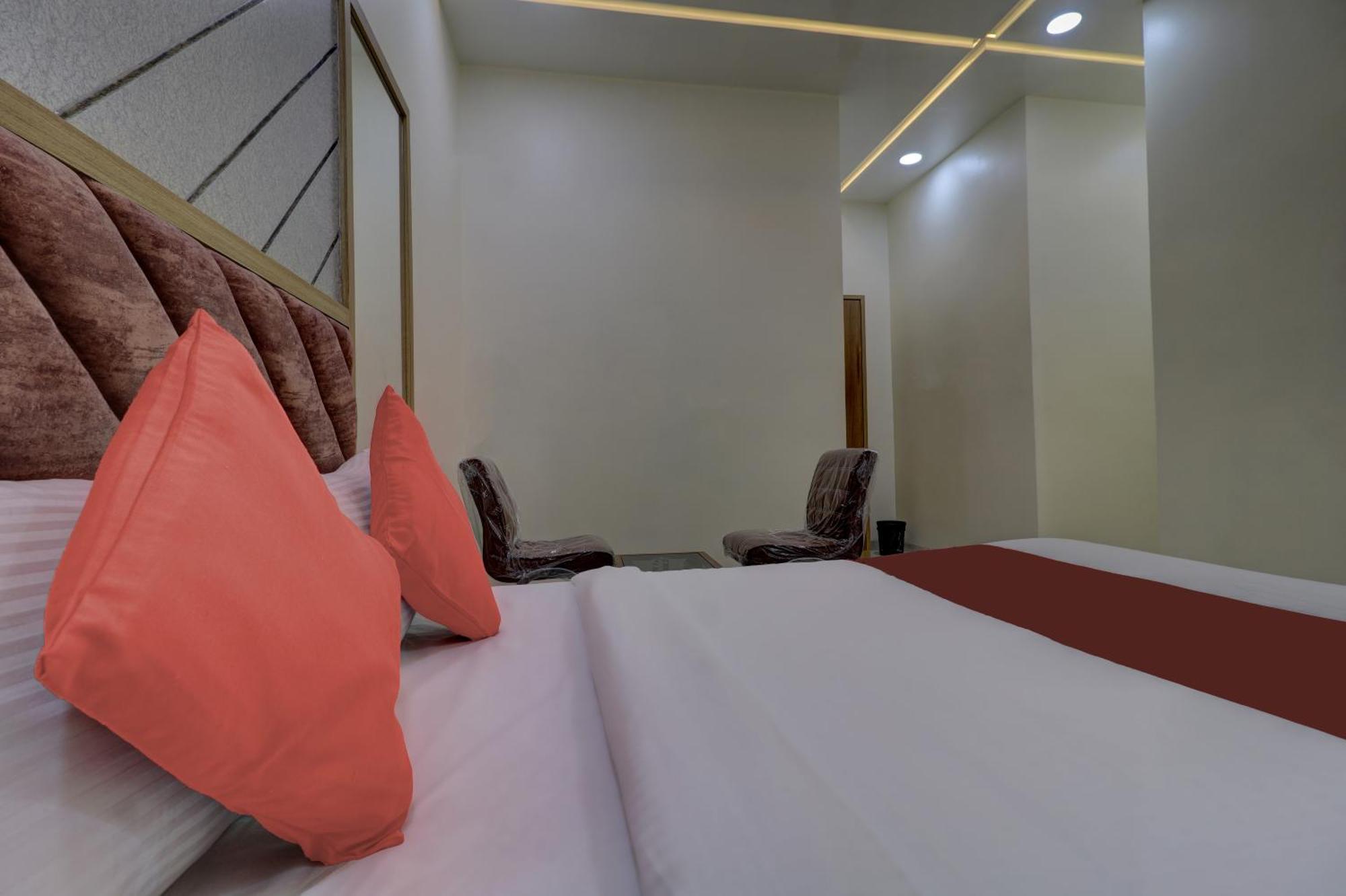 Victory Inn Turambhe Dış mekan fotoğraf